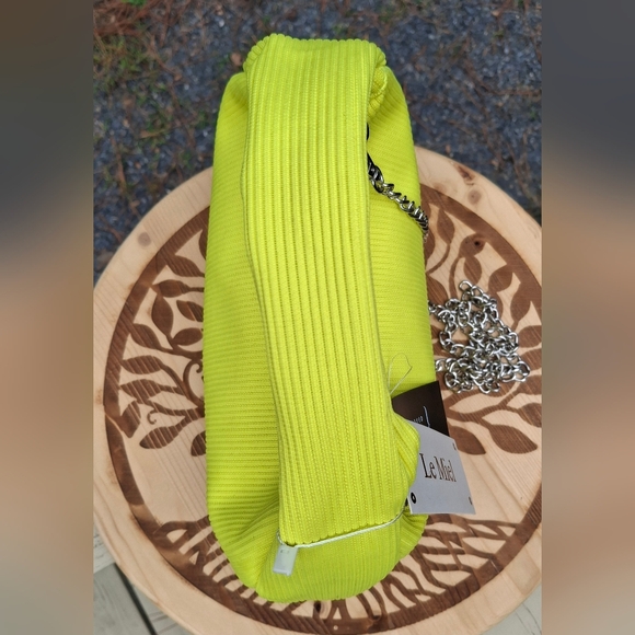 Le Miel Vegan PETA Approved Bright Yellow Knit Two-Way Crossbody Bag - Picture 8 of 11